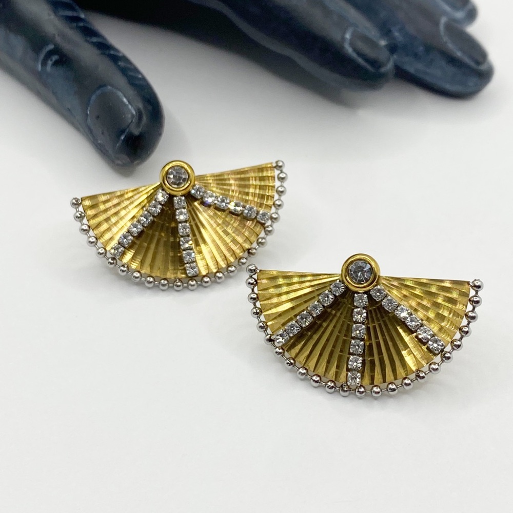 NEW Gold Fan Shaped Rhinestone Statement Earrings - Picture 3 of 8